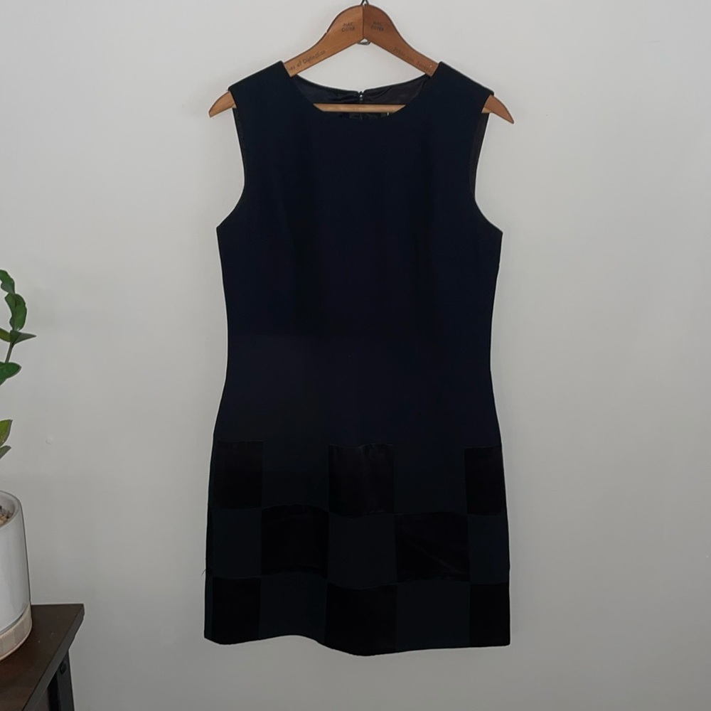 Laundry by Shelli Segal | Black Mini Dress | Size 6